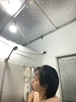 Chew candy online show from 12/03/25, 02:16