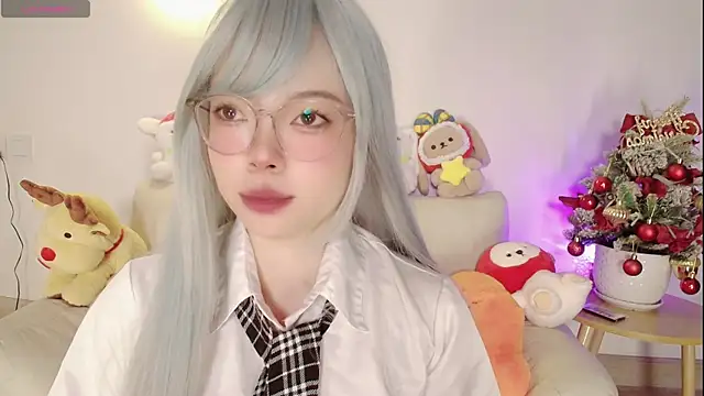 Miyeoonn online show from 12/15/25, 07:31