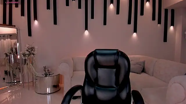 ChloeManson online show from 02/07/25, 09:04