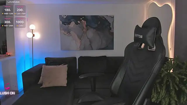 ChloeManson online show from 04/13/26, 11:20