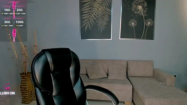 ChloeManson online show from 01/26/25, 12:05