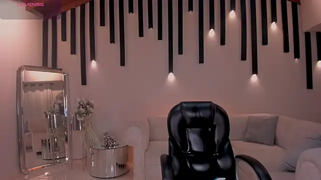 ChloeManson online show from 02/06/25, 02:55