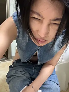 luckybaby666999 online show from 05/05/26, 06:05