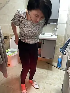 luckybaby666999 online show from 05/06/26, 11:25