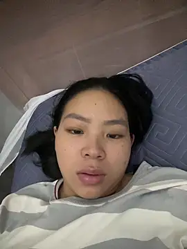 muutoo online show from 12/14/25, 12:00