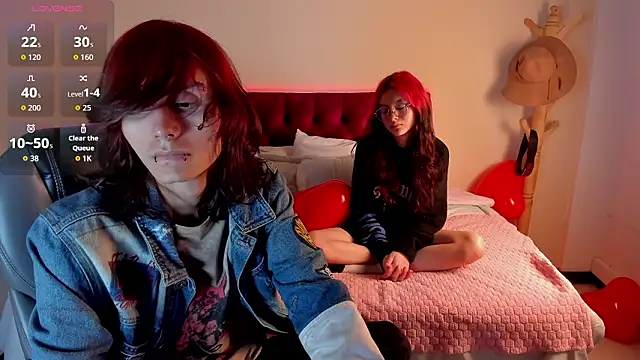 Snapshot of Eros_Nyx_ chatting on 02/15/26, 05:19 Eros Nyx online show from 02/15/26, 05:19