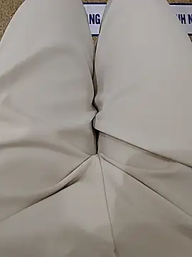 Snapshot of Baby-Linh chatting on 02/21/26, 05:31 Baby-Linh online show from 02/21/26, 05:31