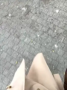 Snapshot of Baby-Linh chatting on 01/15/26, 04:16 Baby-Linh online show from 01/15/26, 04:16