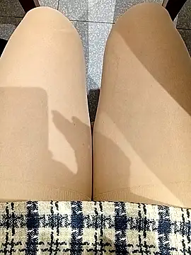 Snapshot of Baby-Linh chatting on 01/09/26, 03:57 Baby-Linh online show from 01/09/26, 03:57