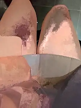 Baby-Linh online show from 03/08/26, 12:08