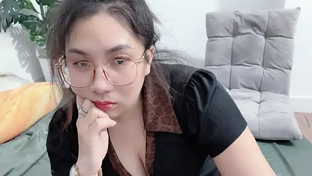 Snapshot of Ni-Ni_2K chatting on 03/27/26, 11:22 Ni-Ni 2K online show from 03/27/26, 11:22