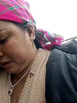 Snapshot of sary-hot2x chatting on 03/15/26, 03:35 sary-hot2x online show from 03/15/26, 03:35