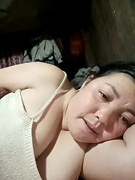 sary-hot2x online show from 12/04/25, 12:59