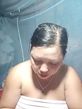 Snapshot of sary-hot2x chatting on 07/06/26, 03:03 sary-hot2x online show from 07/06/26, 03:03