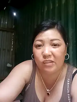 Snapshot of sary-hot2x chatting on 04/04/26, 11:17 sary-hot2x online show from 04/04/26, 11:17