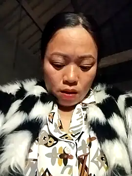 AlilaK2 online show from 12/16/25, 01:37