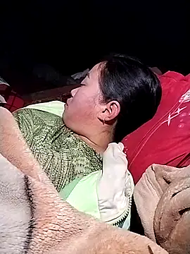 AlilaK2 online show from 12/17/25, 01:49