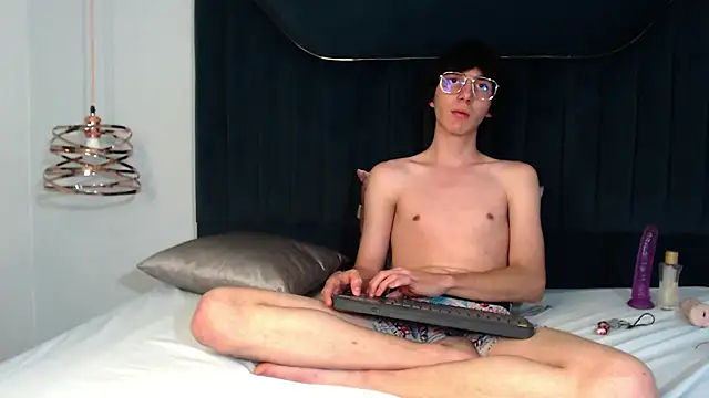 Snapshot of JeffBellfort chatting on 12/03/25, 08:58 JeffBellfort online show from 12/03/25, 08:58