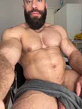 Snapshot of stylesexy chatting on 04/13/26, 10:52 stylesexy online show from 04/13/26, 10:52