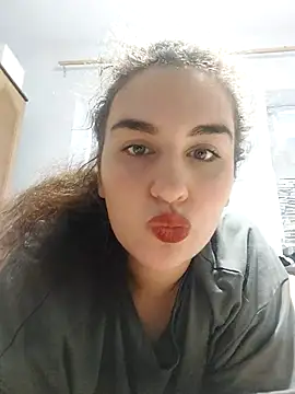 Melisa1  online show from 12/17/25, 10:42