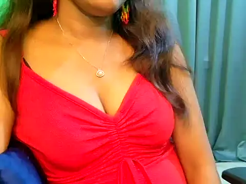 Snapshot of Spit_queenC_for_you chatting on 07/12/26, 11:33 Spit queenC for you online show from 07/12/26, 11:33