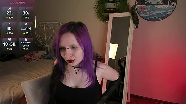 Snapshot of Ada_Corvus chatting on 12/18/25, 05:23 Ada Corvus online show from 12/18/25, 05:23