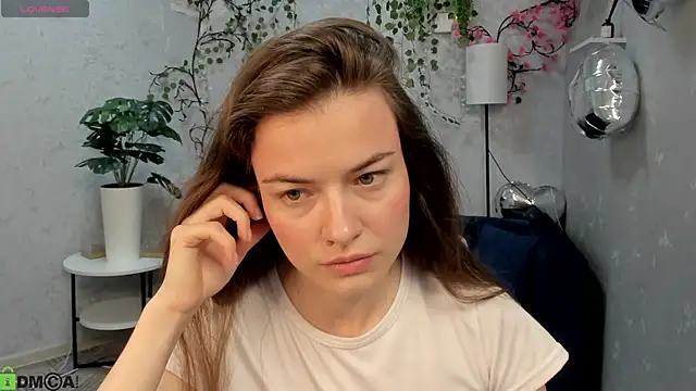 Snapshot of Graceee_ chatting on 06/26/26, 03:12 Graceee online show from 06/26/26, 03:12