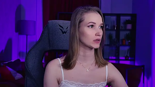 Megan Rodgers online show from 04/10/26, 05:42