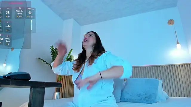 Lily Cole27 online show from 12/17/25, 11:26