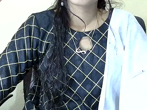 Snapshot of Shab_M chatting on 02/11/26, 08:36 Shab M online show from 02/11/26, 08:36