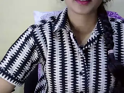 Snapshot of Shab_M chatting on 07/07/26, 09:24 Shab M online show from 07/07/26, 09:24