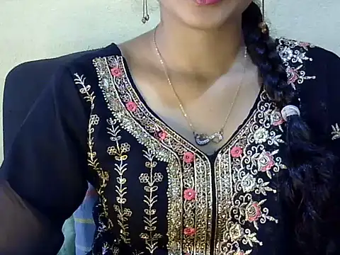 Snapshot of Shab_M chatting on 07/27/26, 07:48 Shab M online show from 07/27/26, 07:48