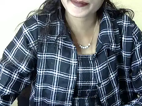 Snapshot of Shab_M chatting on 02/07/26, 05:59 Shab M online show from 02/07/26, 05:59