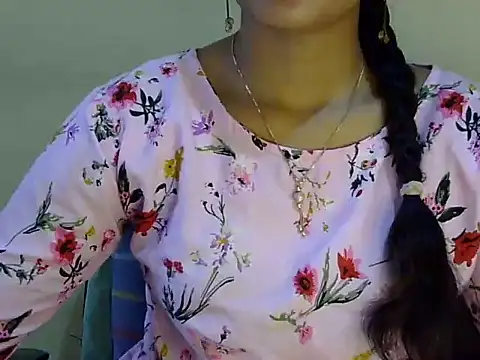 Snapshot of Shab_M chatting on 07/13/26, 07:18 Shab M online show from 07/13/26, 07:18