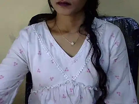 Snapshot of Shab_M chatting on 02/04/26, 09:37 Shab M online show from 02/04/26, 09:37