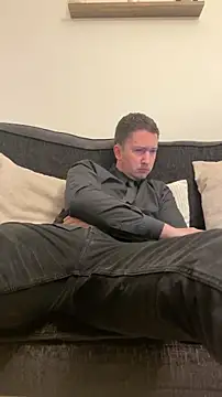 Snapshot of dirtyanal23 chatting on 12/14/25, 03:35 dirtyanal23 online show from 12/14/25, 03:35