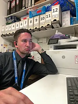 Snapshot of dirtyanal23 chatting on 06/29/26, 07:13 dirtyanal23 online show from 06/29/26, 07:13