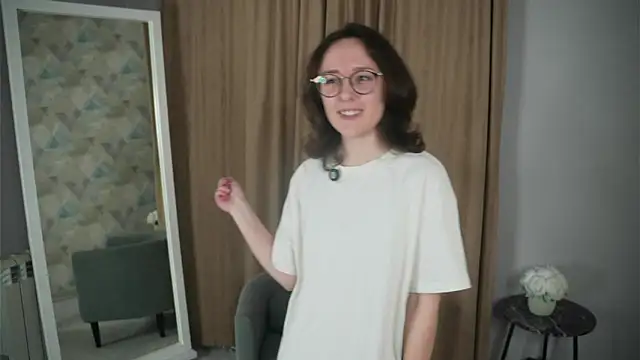 ChongFefer online show from 12/04/25, 11:31