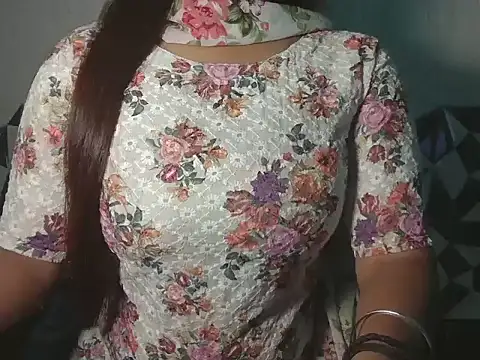 Hotty Suzuka online show from 05/06/26, 07:45