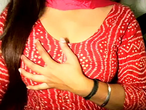 Hotty Suzuka online show from 05/20/26, 04:09