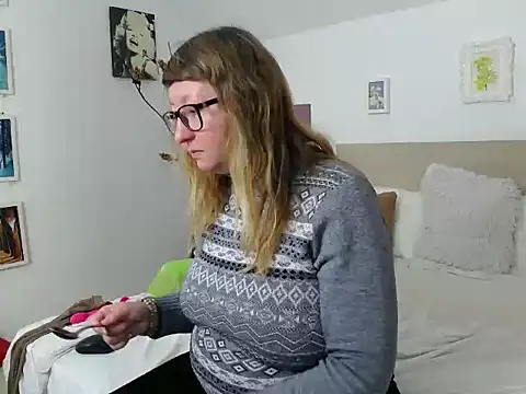OlgaPavlova online show from 04/09/26, 12:44