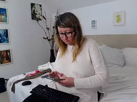OlgaPavlova online show from 04/23/26, 11:27