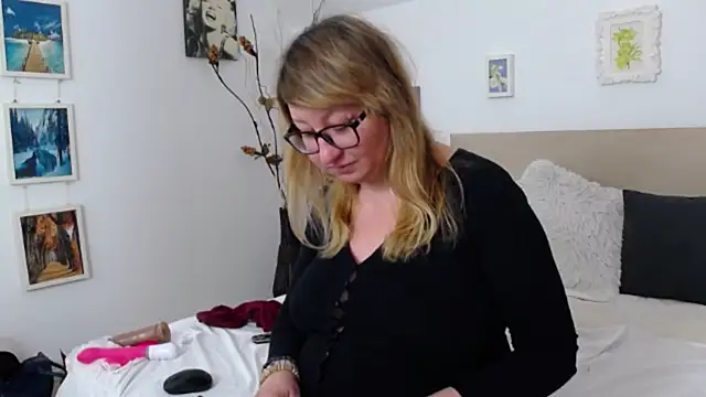 OlgaPavlova online show from 02/14/26, 01:22