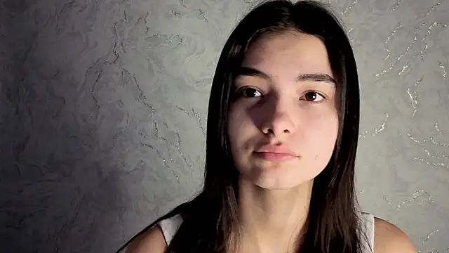 Laura Sunday online show from 02/24/26, 01:34