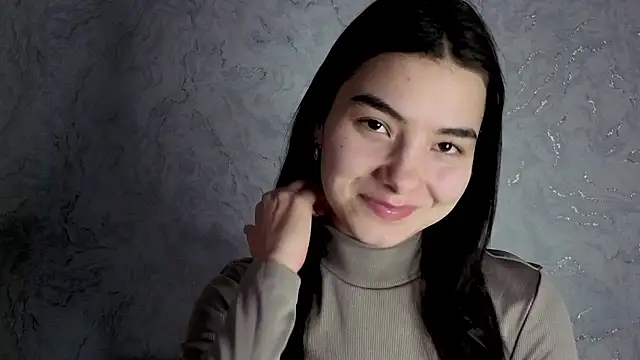 Laura Sunday online show from 02/26/26, 01:00