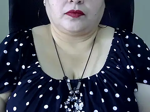 Snapshot of Soniya_Sha chatting on 02/25/26, 08:25 Soniya Sha online show from 02/25/26, 08:25