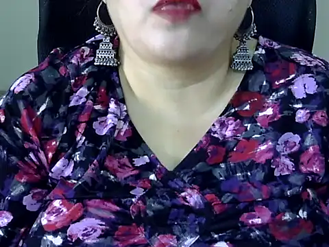 Soniya Sha online show from 03/12/26, 08:29
