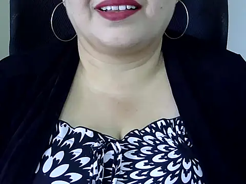 Soniya Sha online show from 06/02/26, 07:41