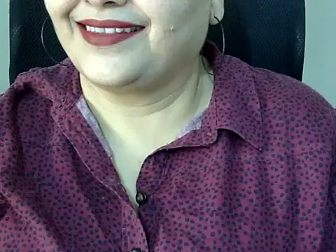 Soniya Sha online show from 03/18/26, 06:16