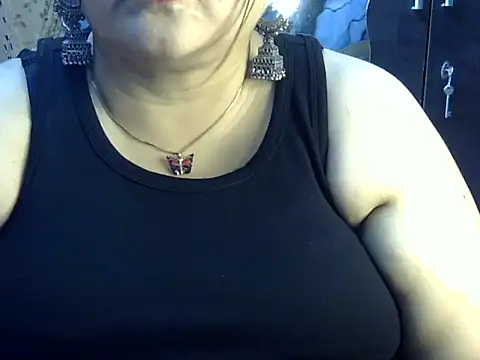 Soniya Sha online show from 07/29/26, 08:57